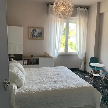 Apartament Sea View With Terrace, La Casa Di Christine